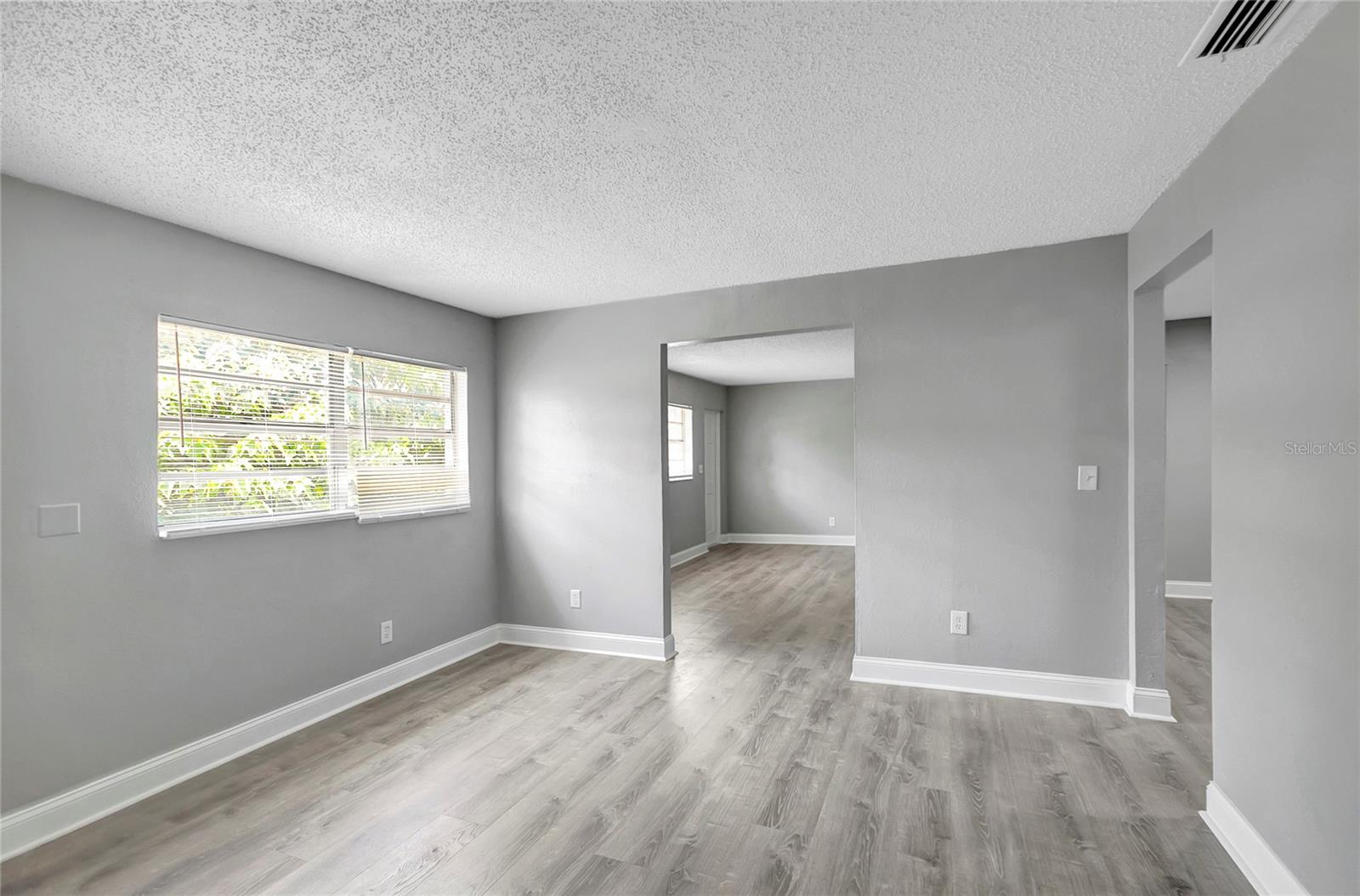1615 E SITKA ST — photo 16