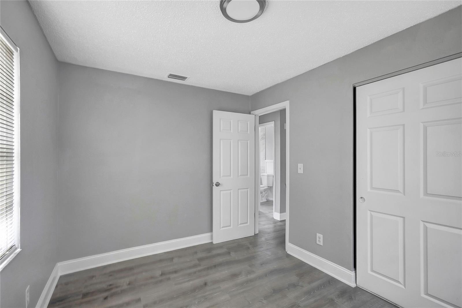 1615 E SITKA ST — photo 25