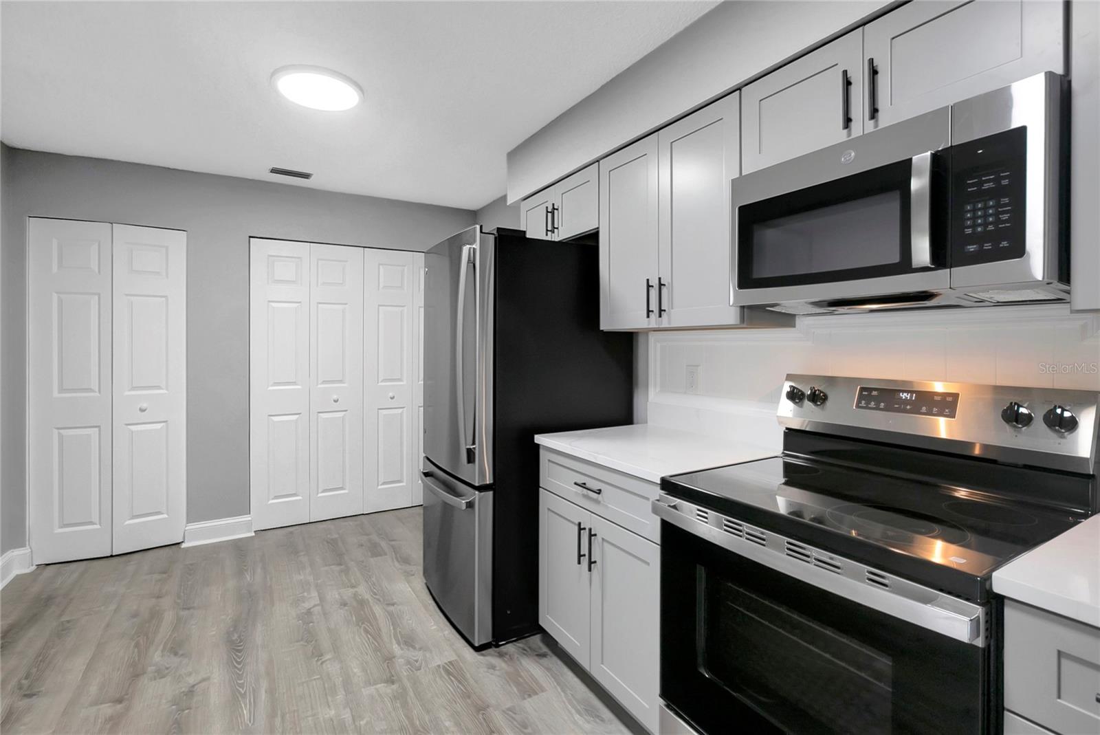 1615 E SITKA ST — photo 15