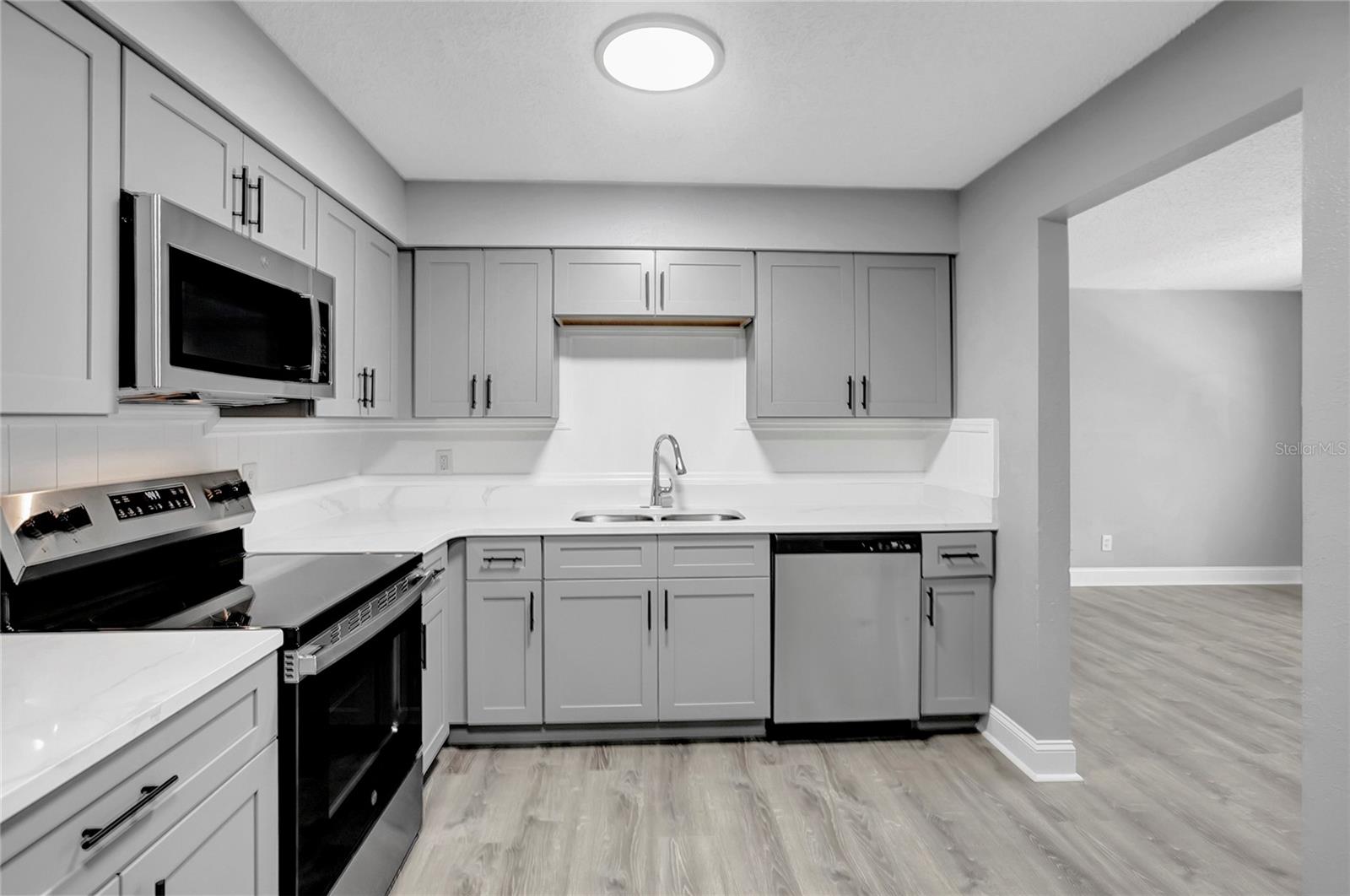 1615 E SITKA ST — photo 13