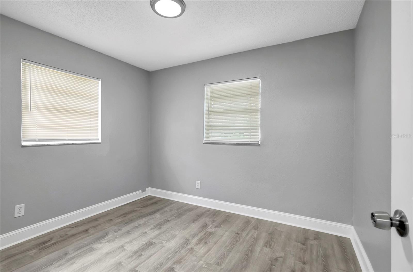 1615 E SITKA ST — photo 17