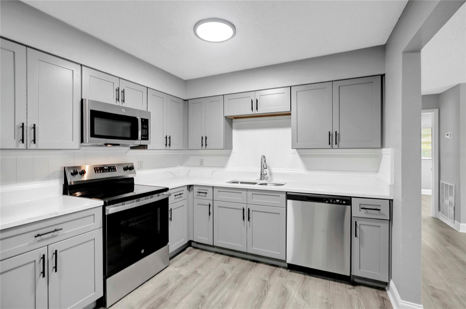 1615 E SITKA ST — photo 12