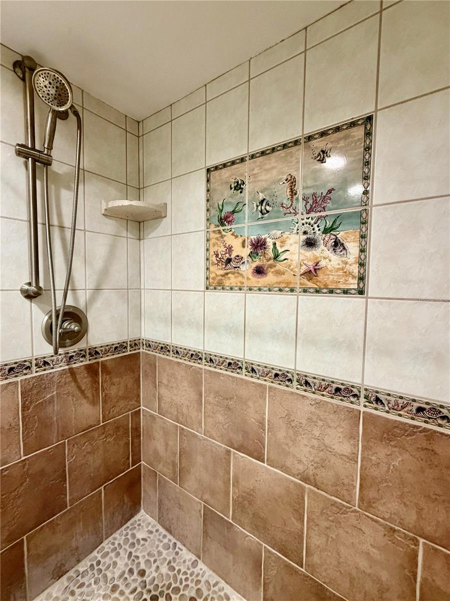 1583 REDWOOD AVE — photo 21