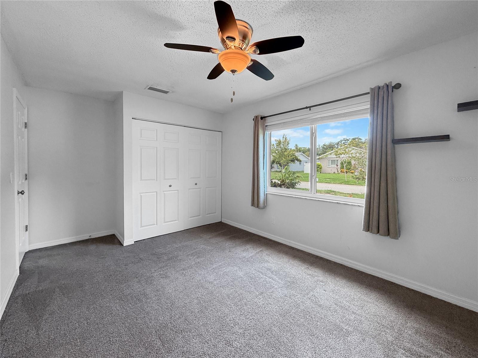 1583 REDWOOD AVE — photo 29