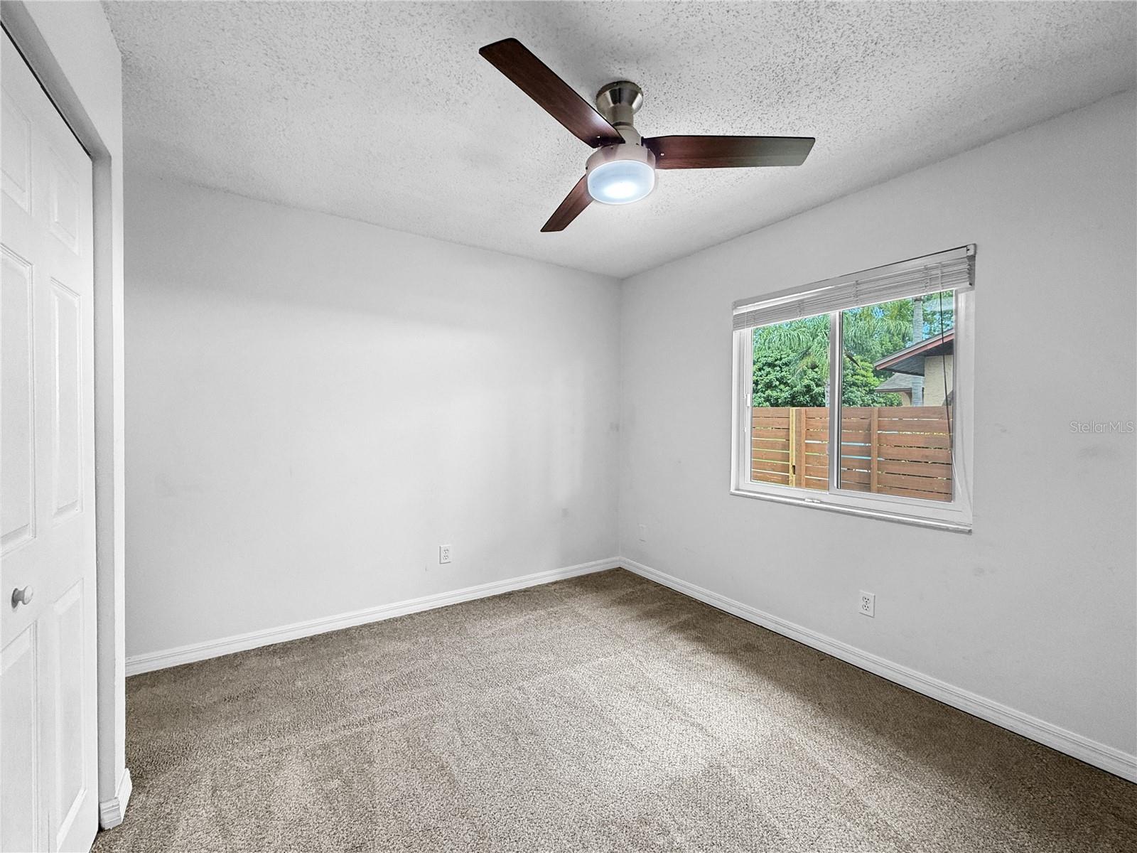 1583 REDWOOD AVE — photo 25