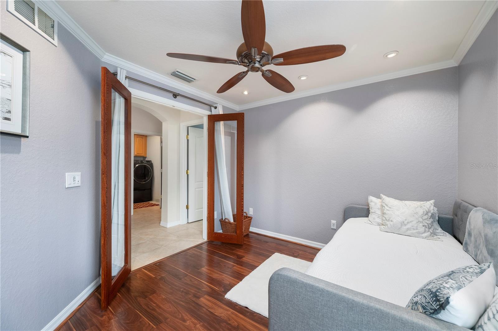 1611 SCARLETT AVE — photo 29
