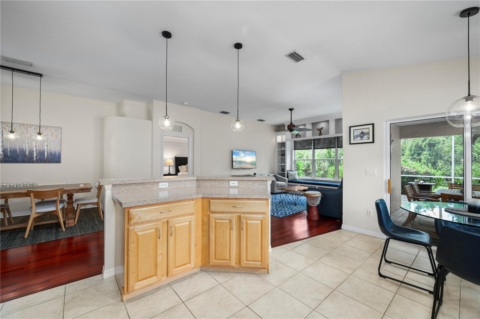 1611 SCARLETT AVE — photo 13