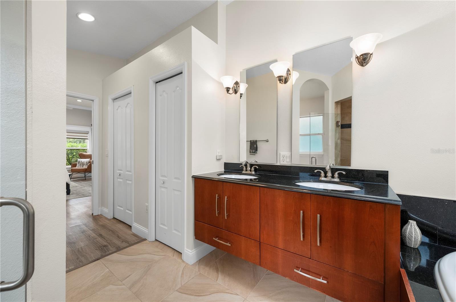 1611 SCARLETT AVE — photo 24
