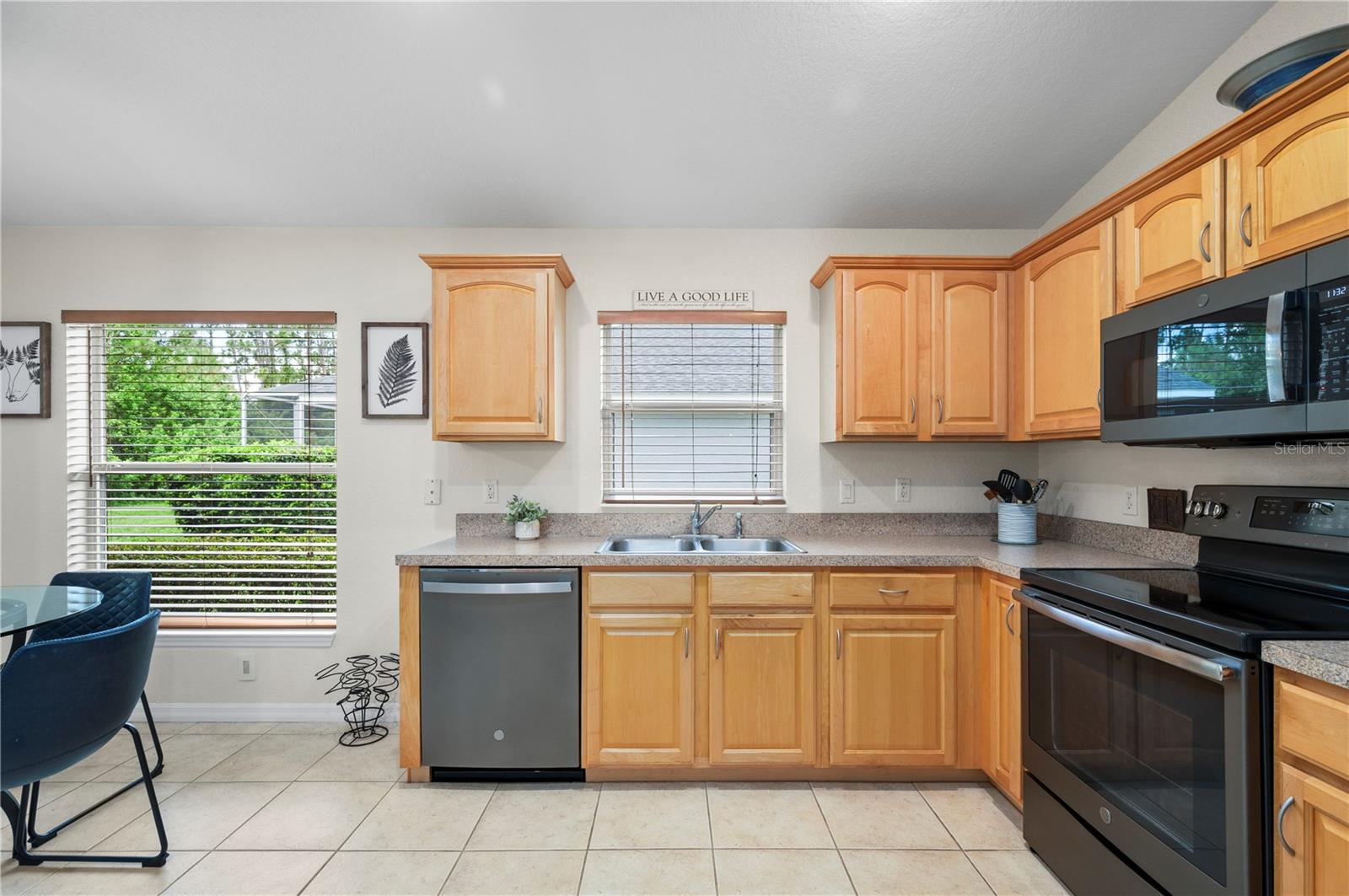 1611 SCARLETT AVE — photo 12