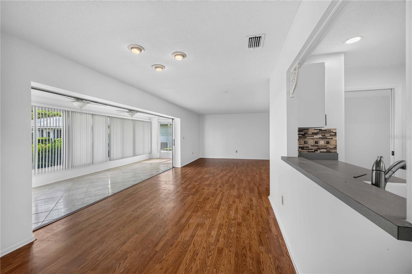 6510 11TH AVE W — photo 24