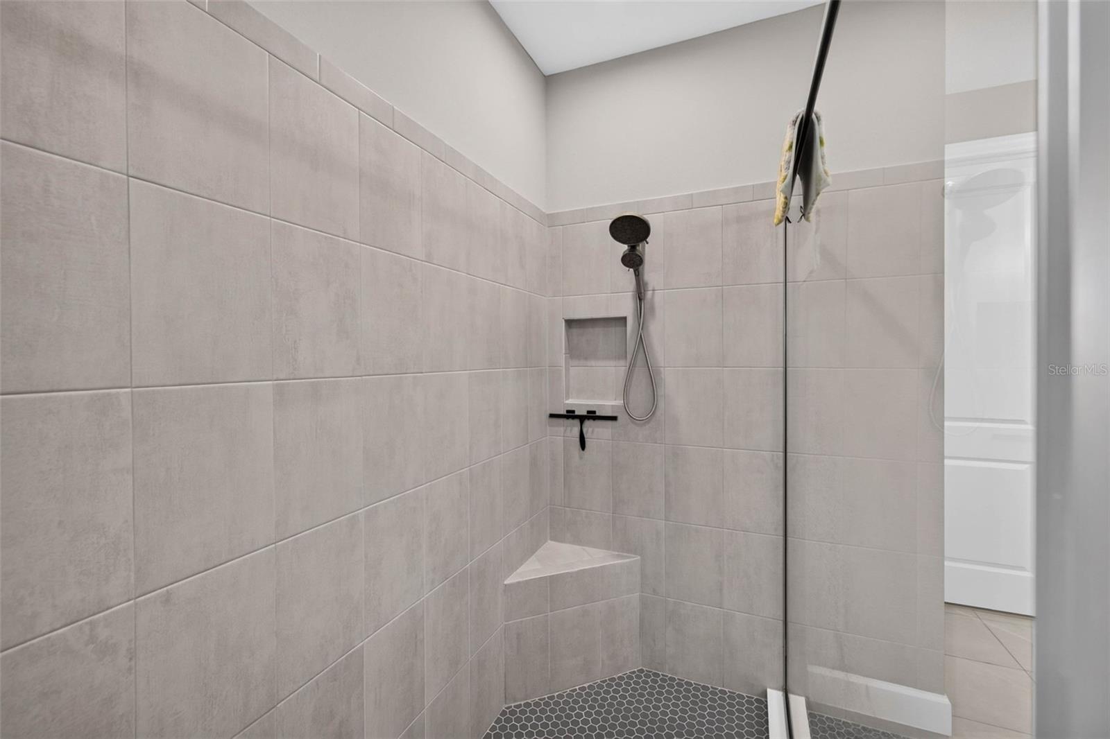 11108 CALLUNA DR — photo 19