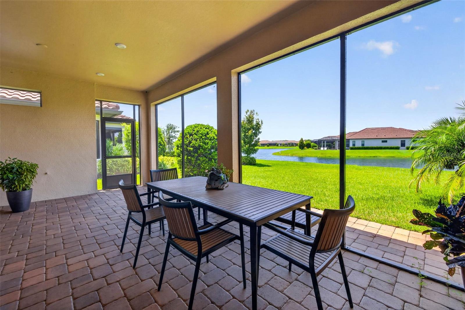 11108 CALLUNA DR — photo 30