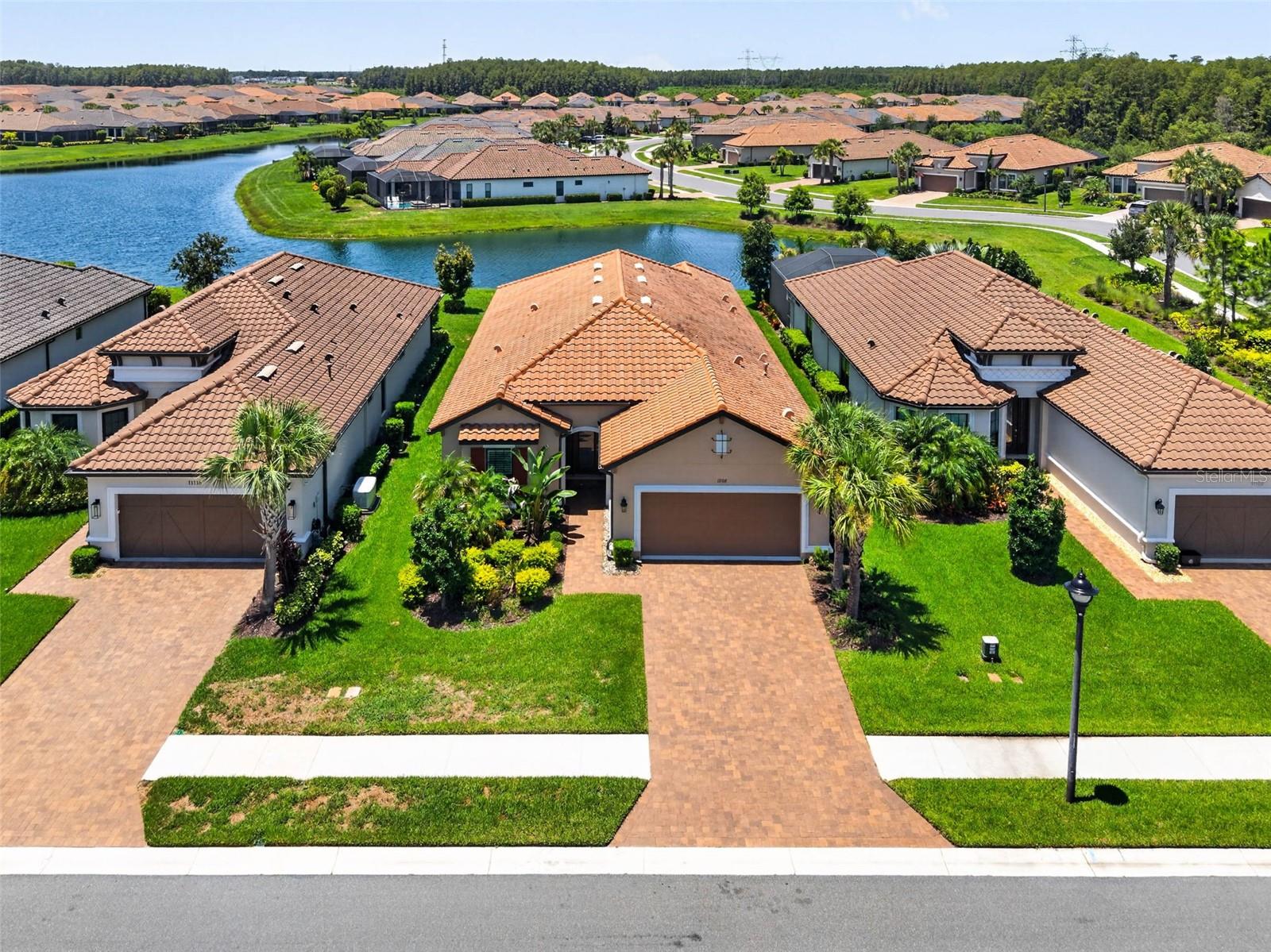 11108 CALLUNA DR — photo 36