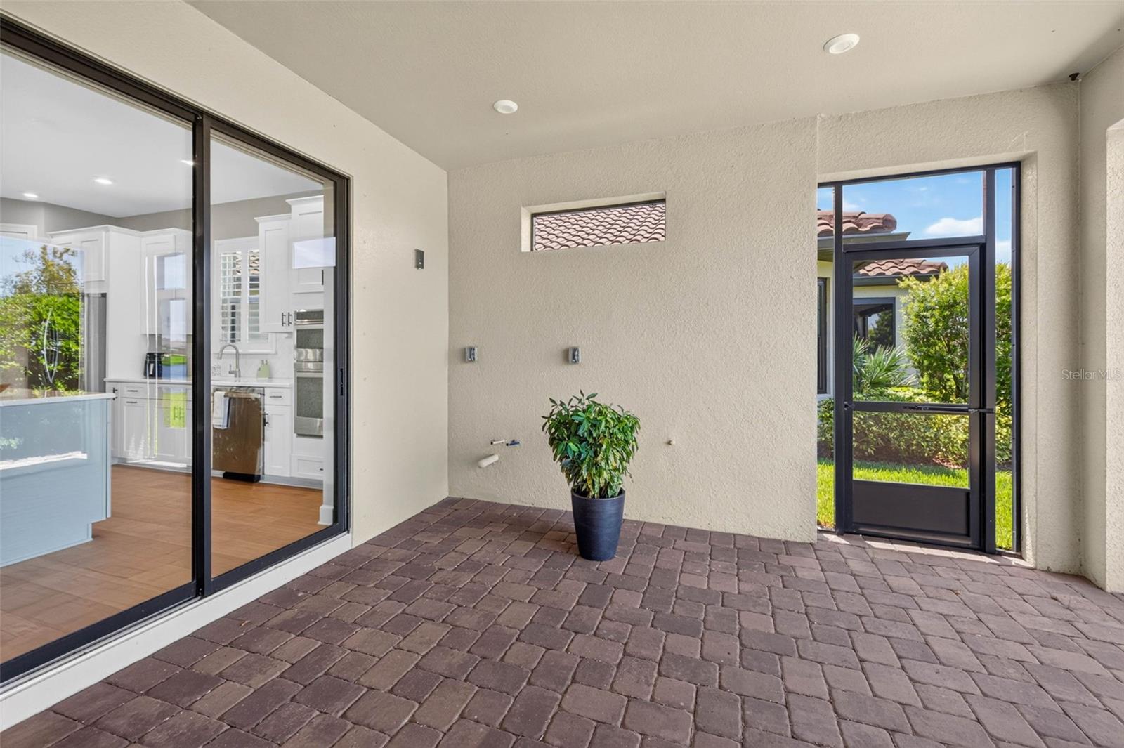 11108 CALLUNA DR — photo 28