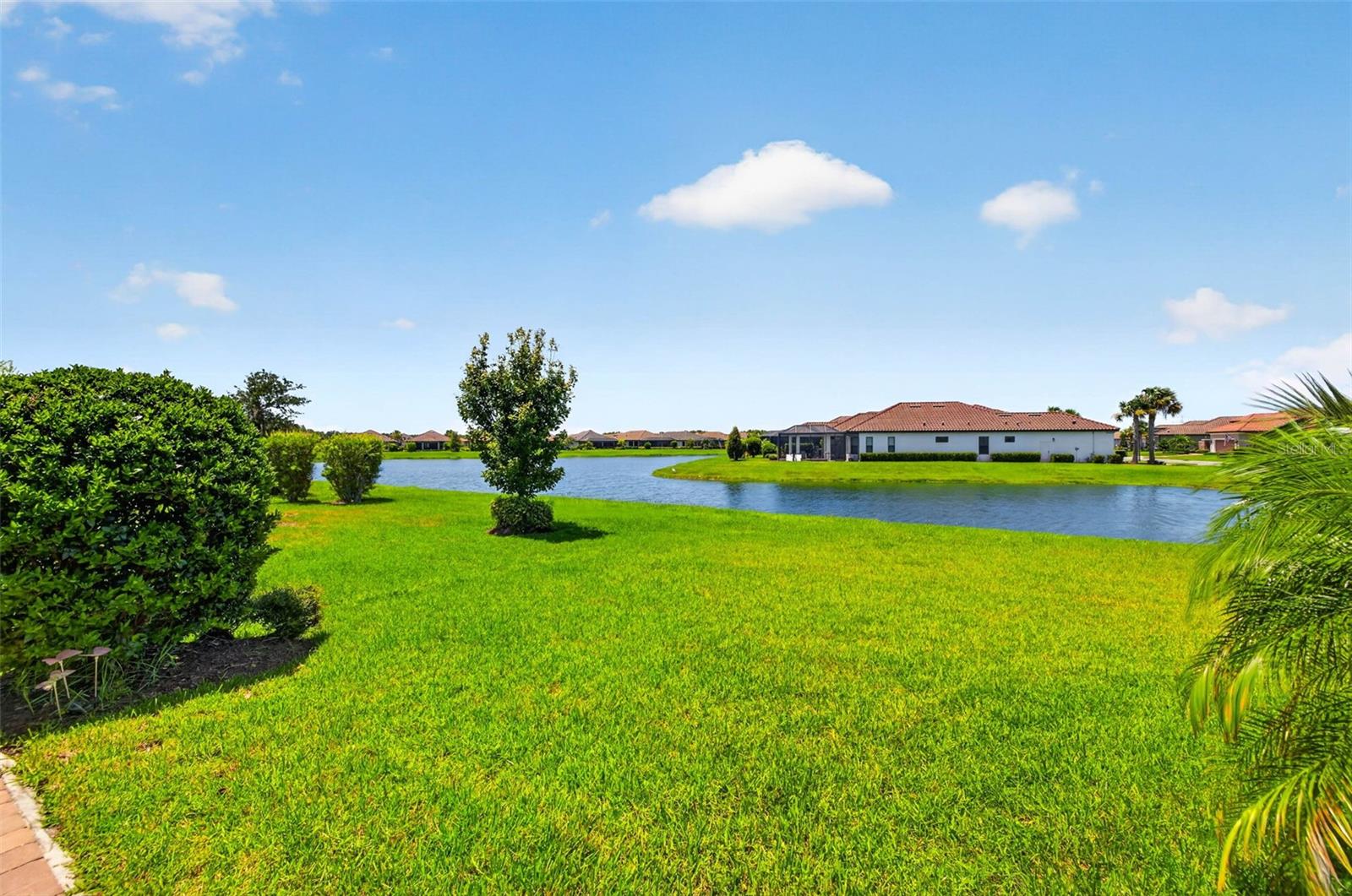 11108 CALLUNA DR — photo 41