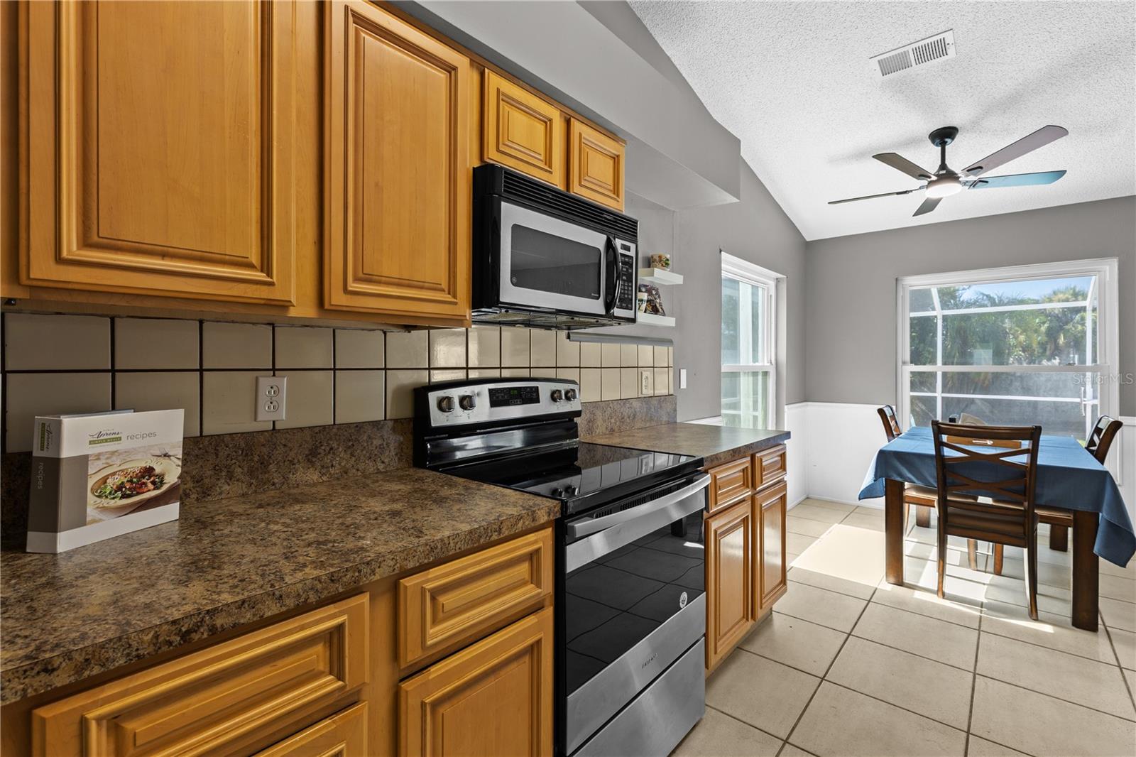 12212 STEPPINGSTONE BLVD — photo 11
