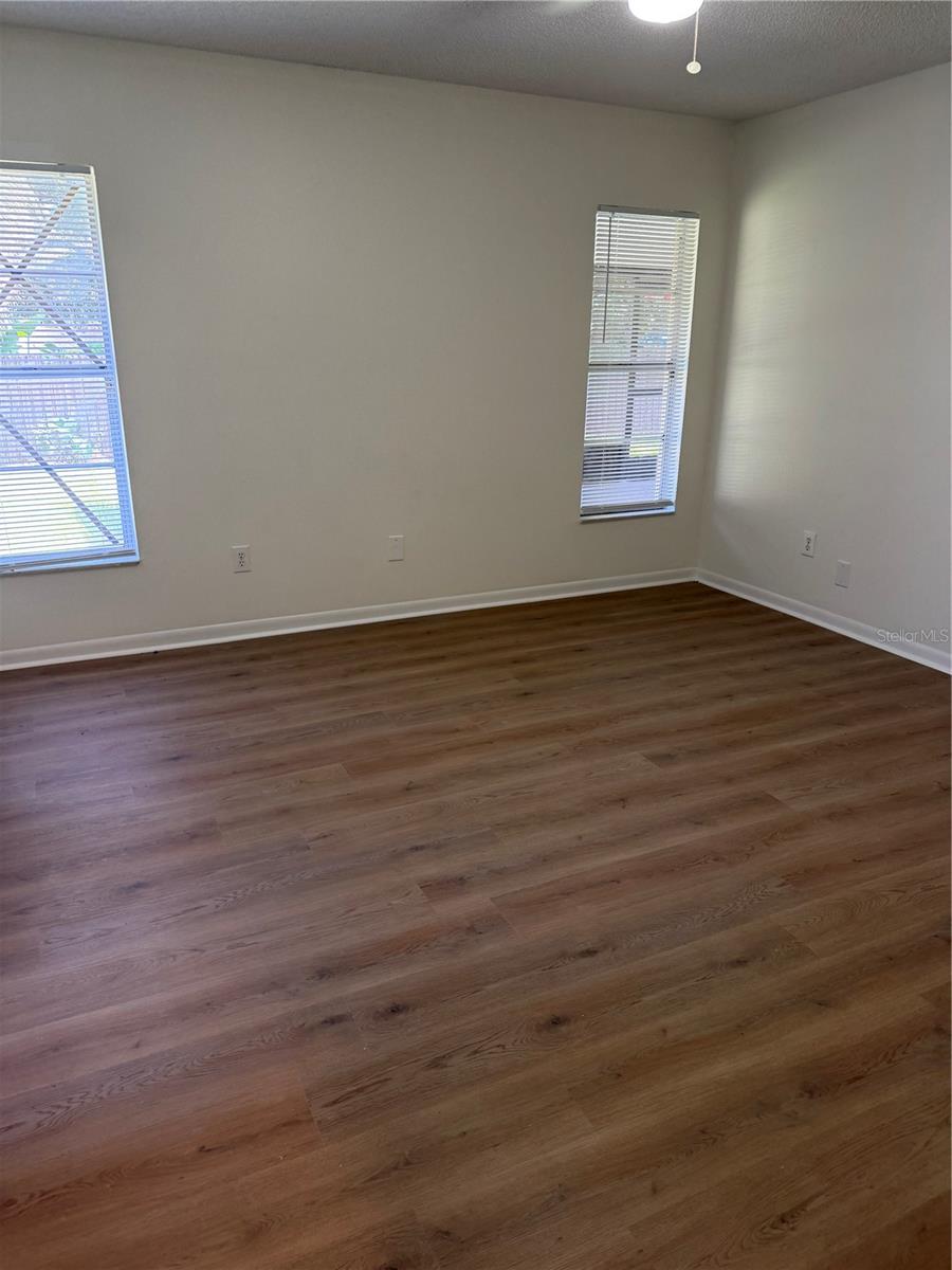 518 BRYAN VALLEY CT — photo 11