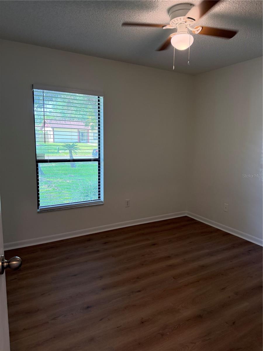 518 BRYAN VALLEY CT — photo 14