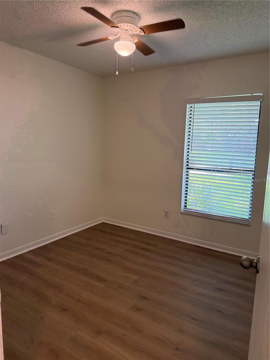 518 BRYAN VALLEY CT — photo 15