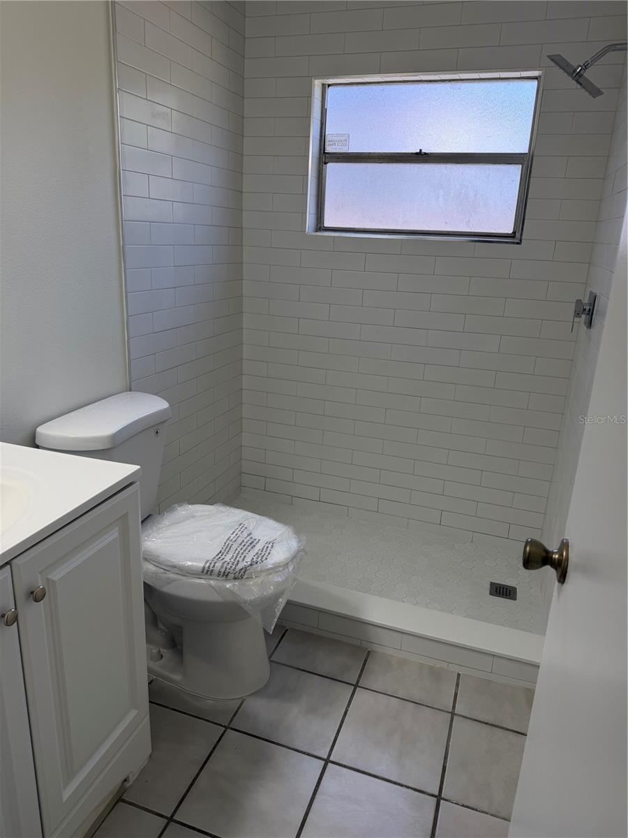 518 BRYAN VALLEY CT — photo 13