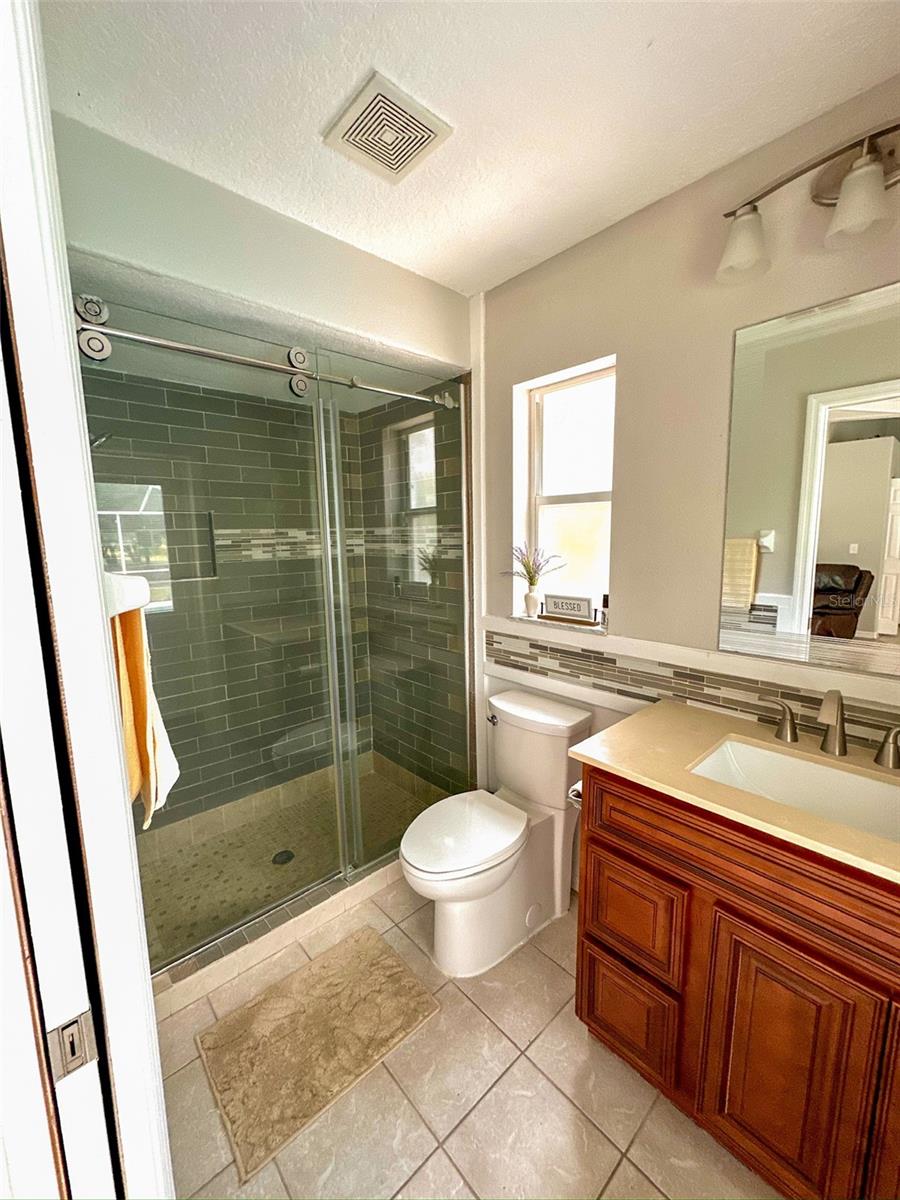 9233 IRONDALE LN — photo 26