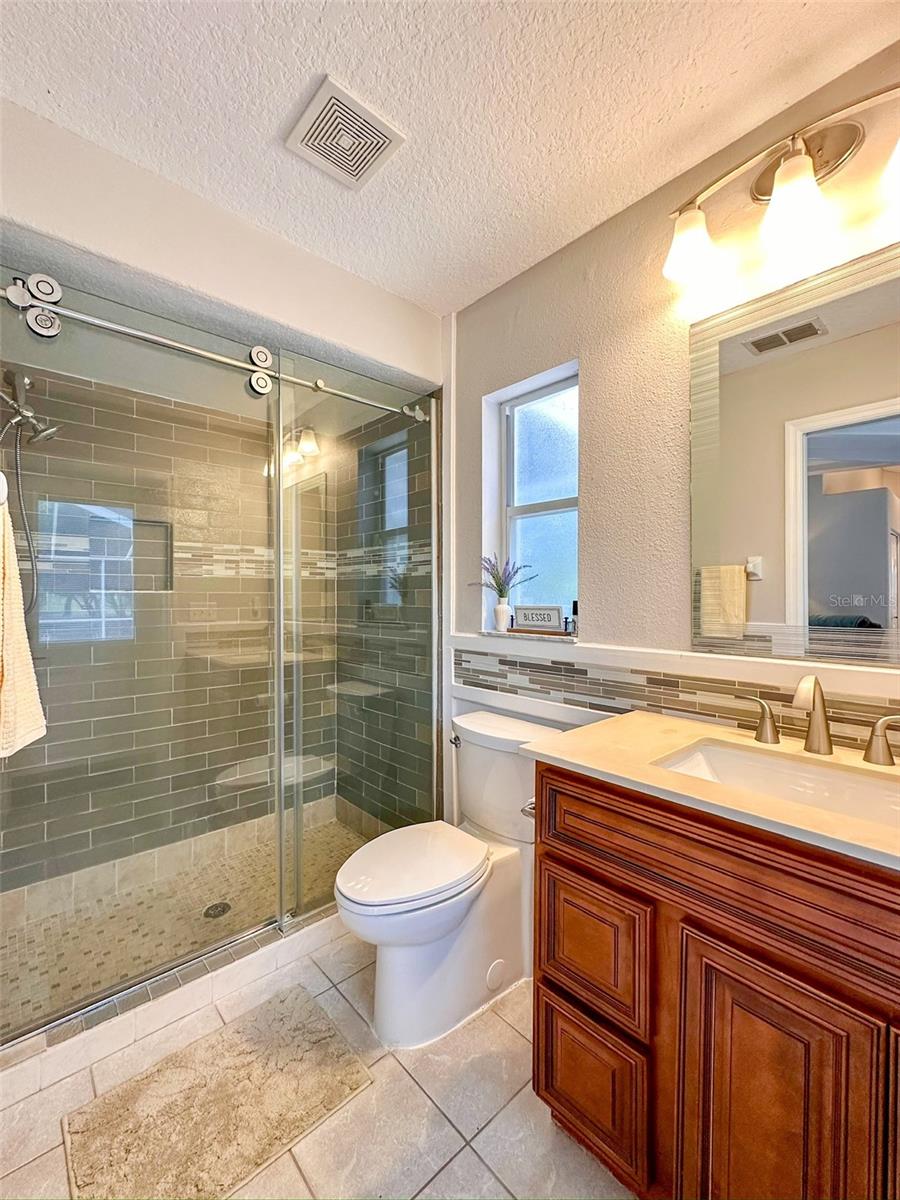 9233 IRONDALE LN — photo 35