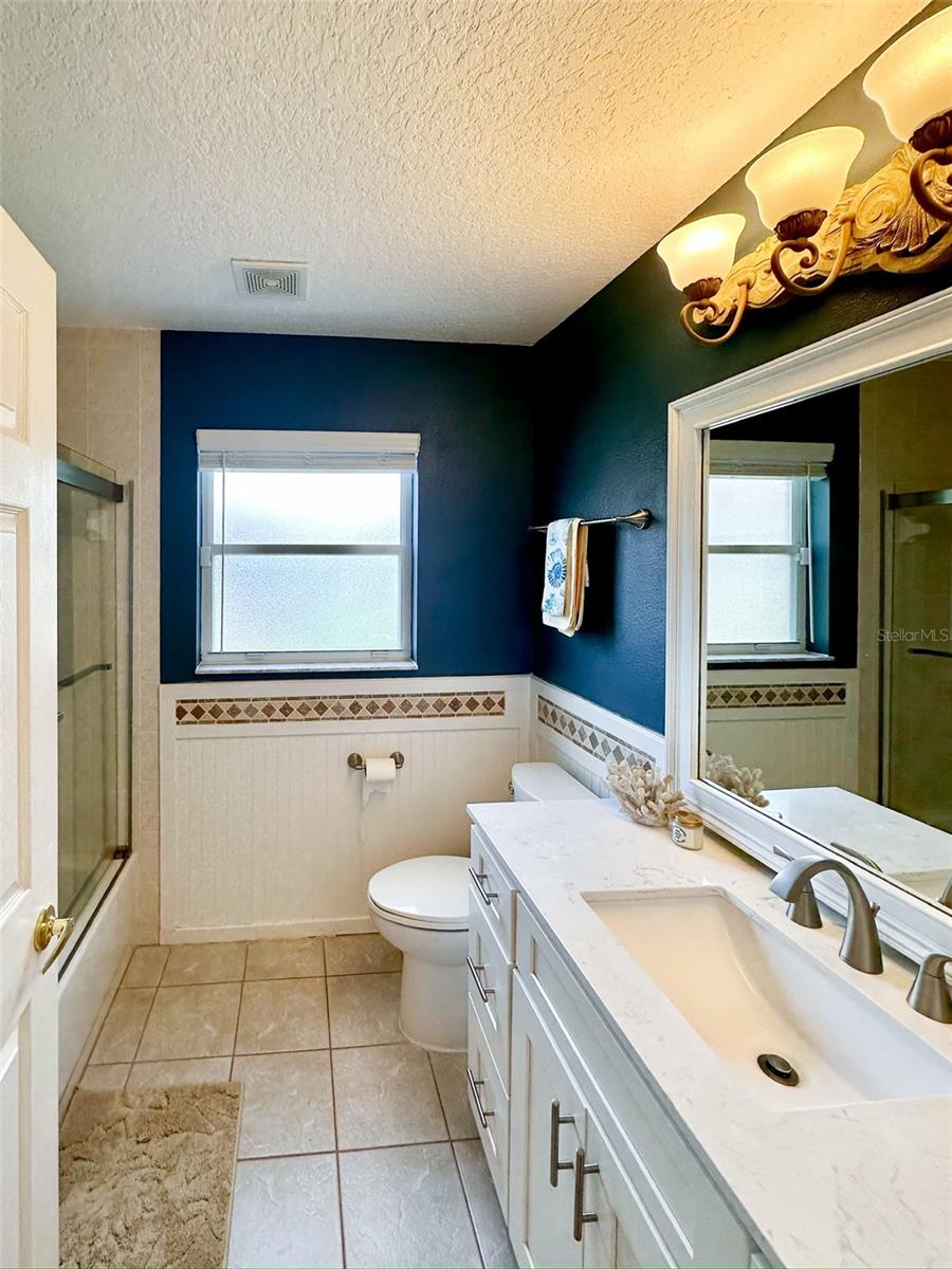 9233 IRONDALE LN — photo 22
