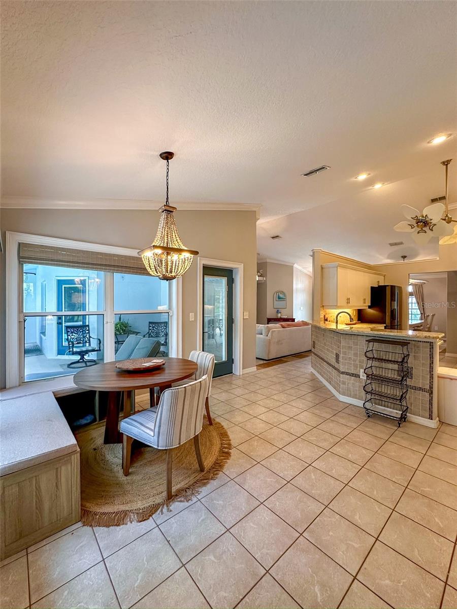 9233 IRONDALE LN — photo 10