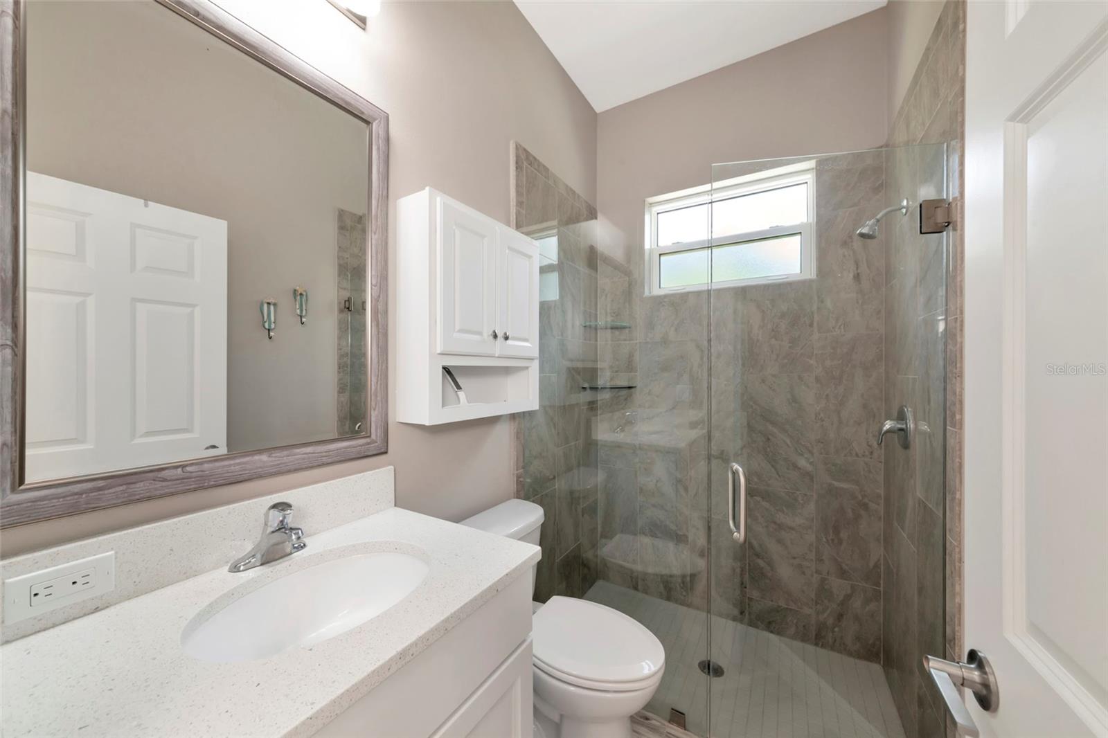 22209 DEER POINTE XING — photo 21