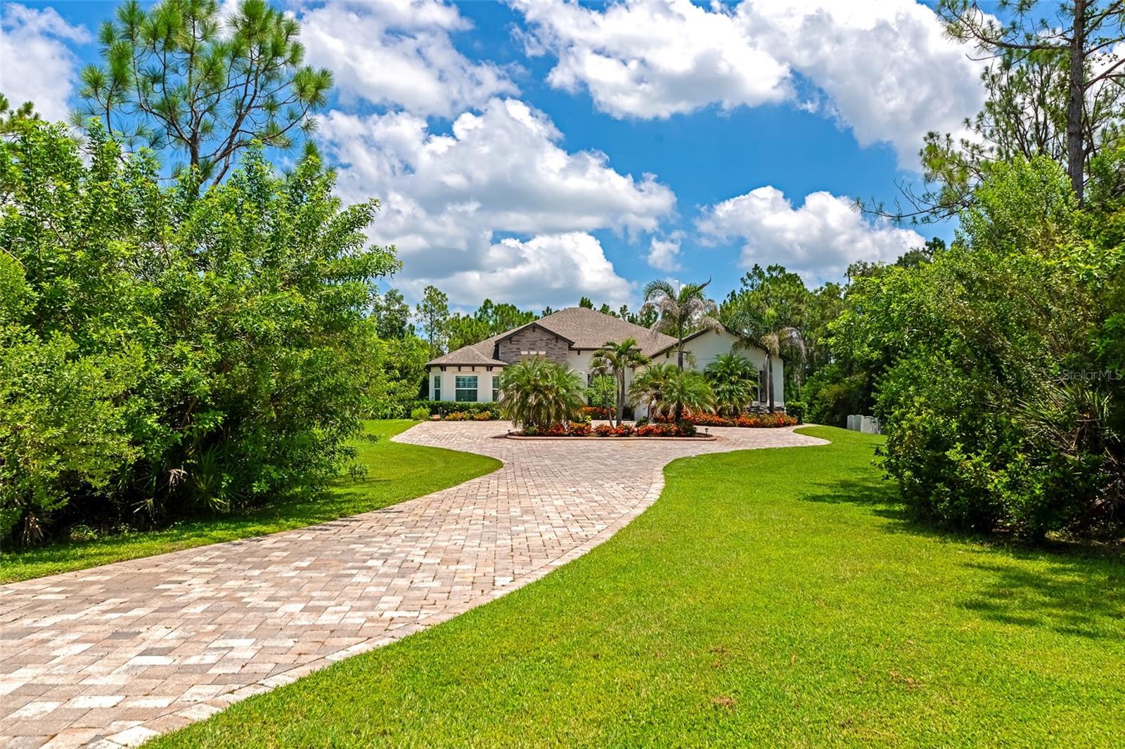 22209 DEER POINTE XING — photo 36