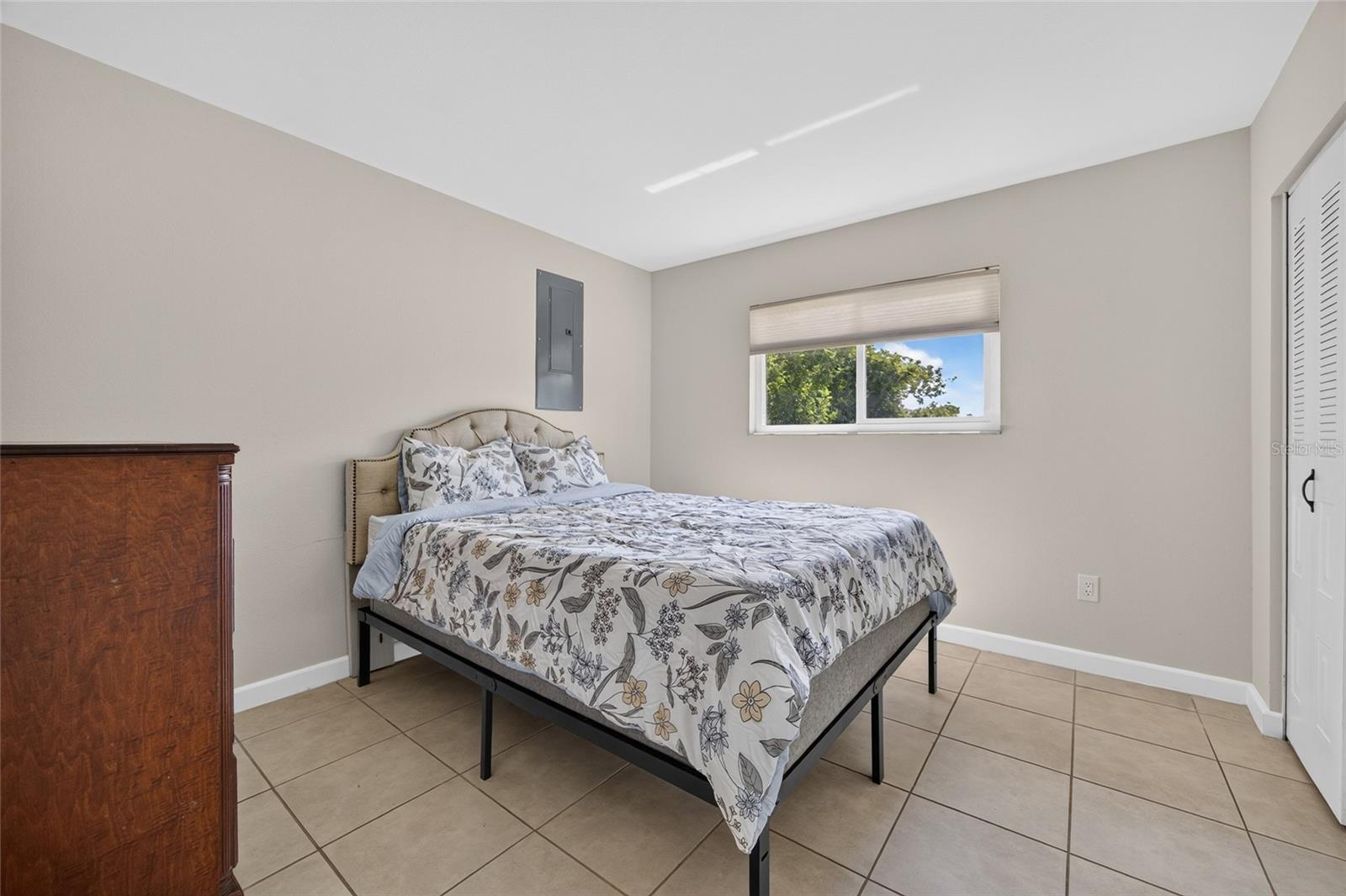 7582 LYNCREST ST — photo 15