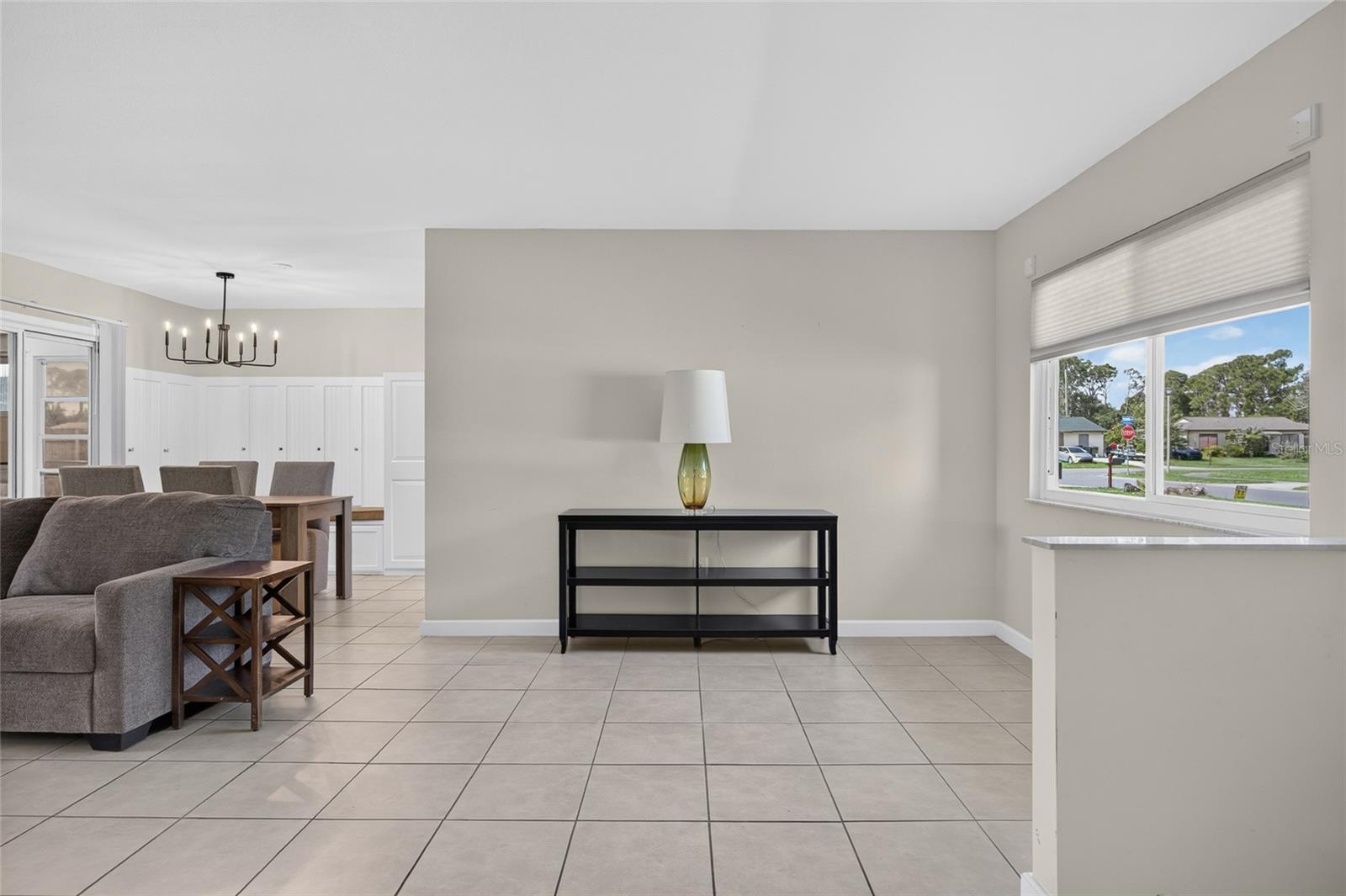 7582 LYNCREST ST — photo 4