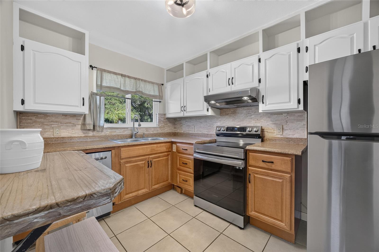 7582 LYNCREST ST — photo 14