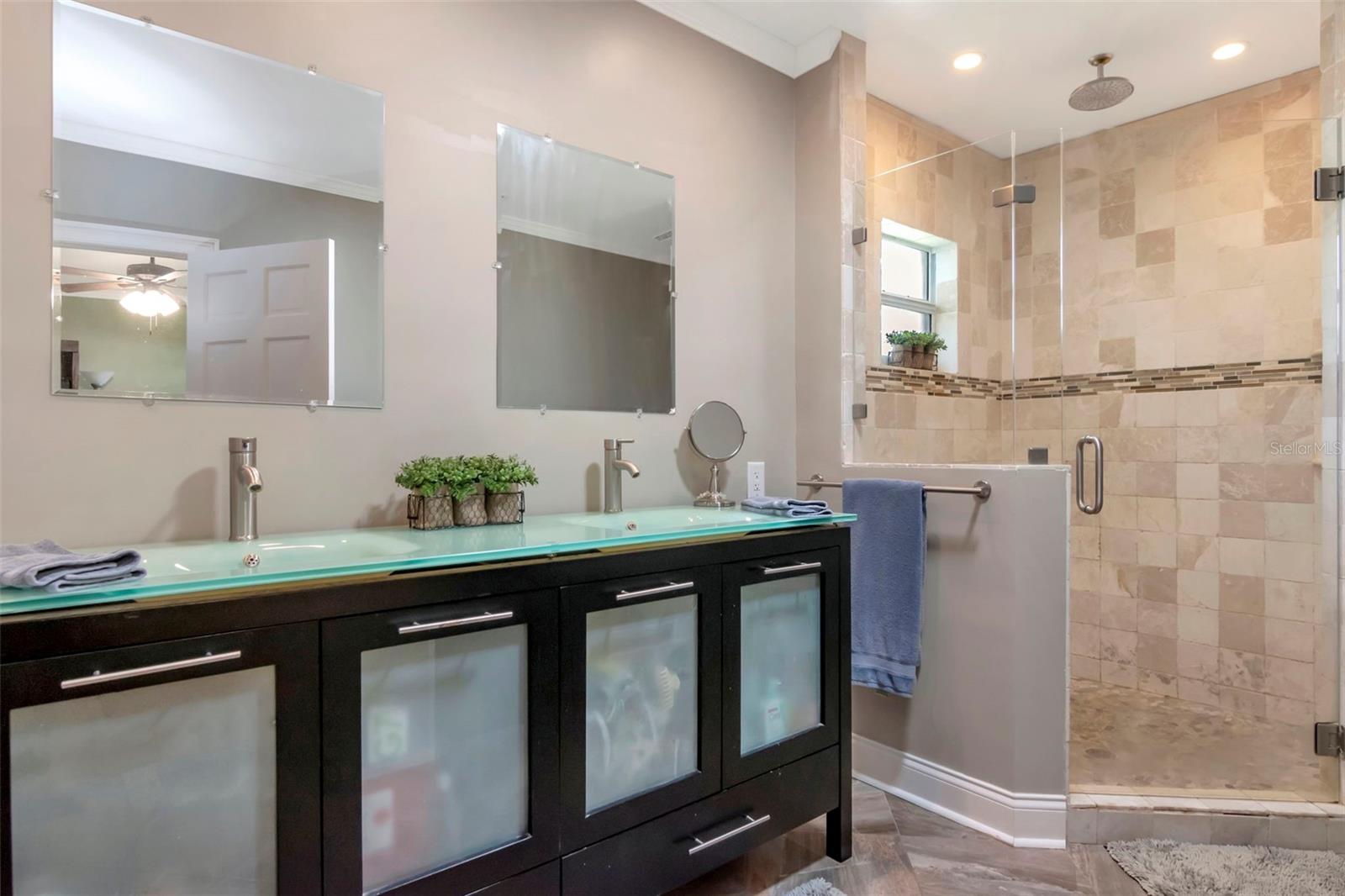 2535 LAKE ELLEN DR — photo 25