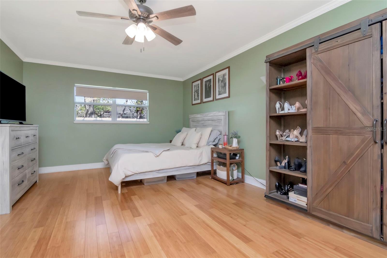2535 LAKE ELLEN DR — photo 23