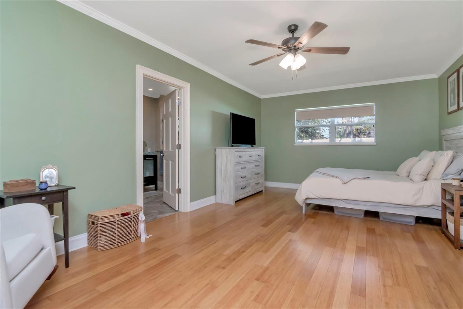 2535 LAKE ELLEN DR — photo 24