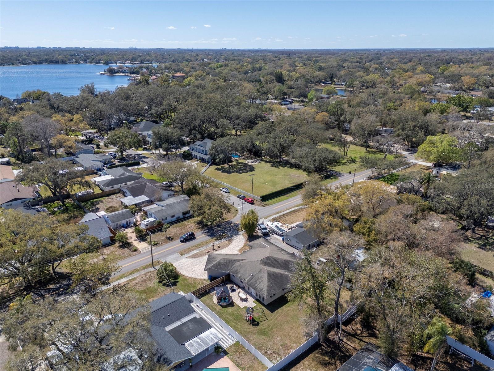 2535 LAKE ELLEN DR — photo 38