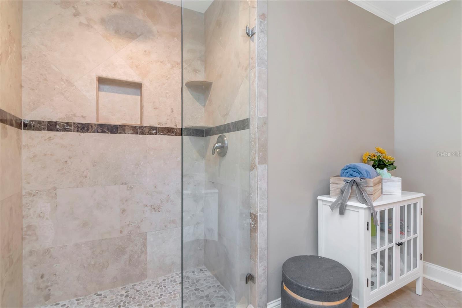 2535 LAKE ELLEN DR — photo 14