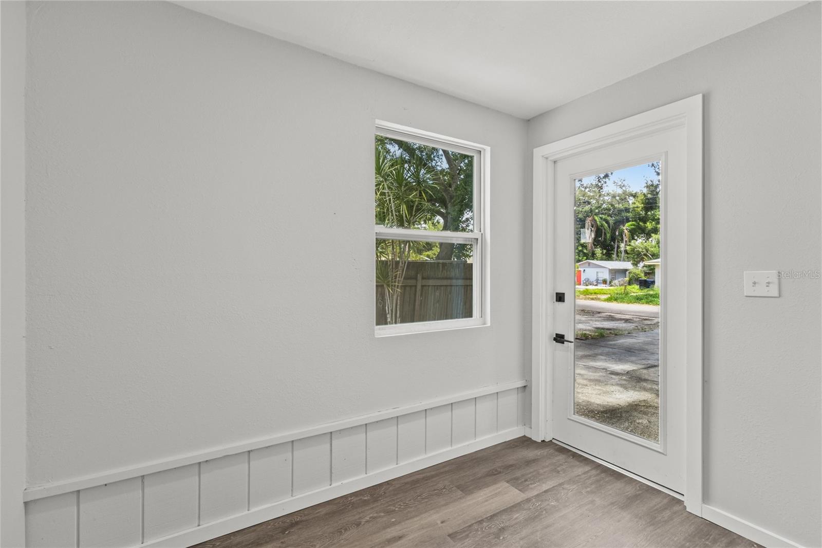1008 37TH ST W — photo 28