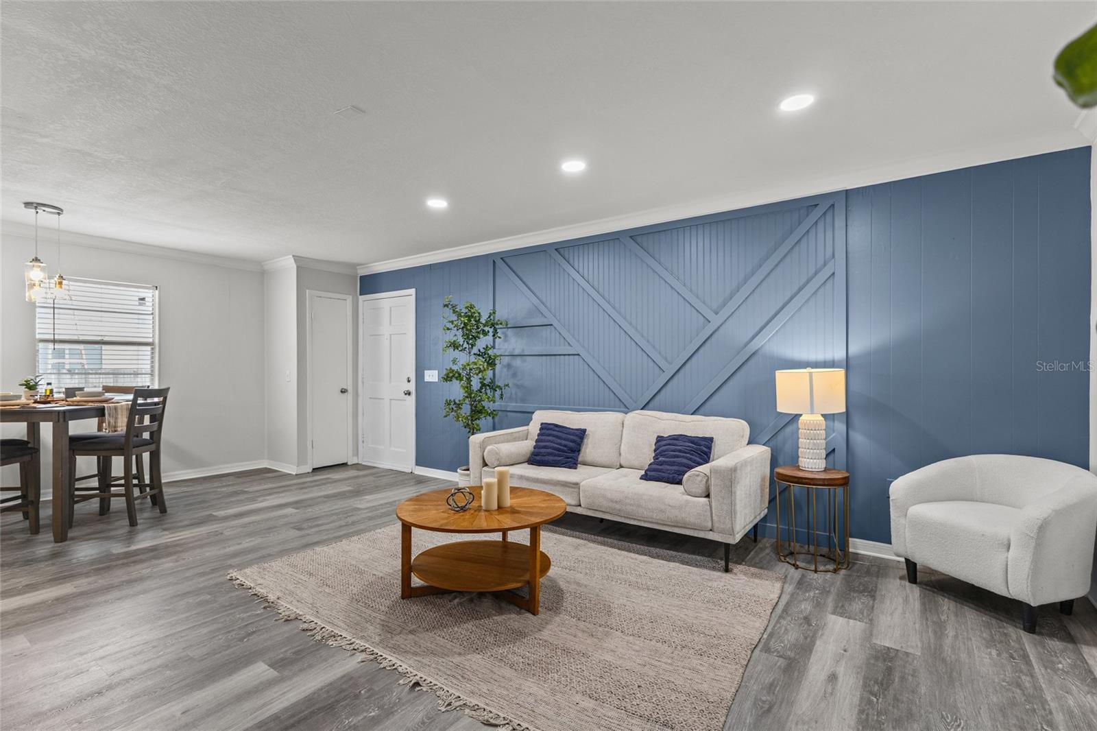 1008 37TH ST W — photo 13