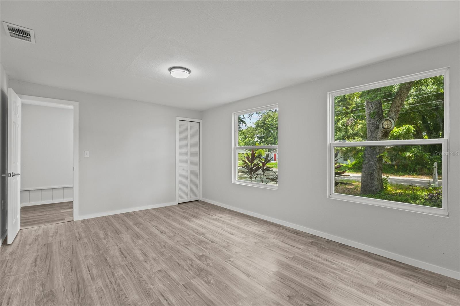 1008 37TH ST W — photo 31