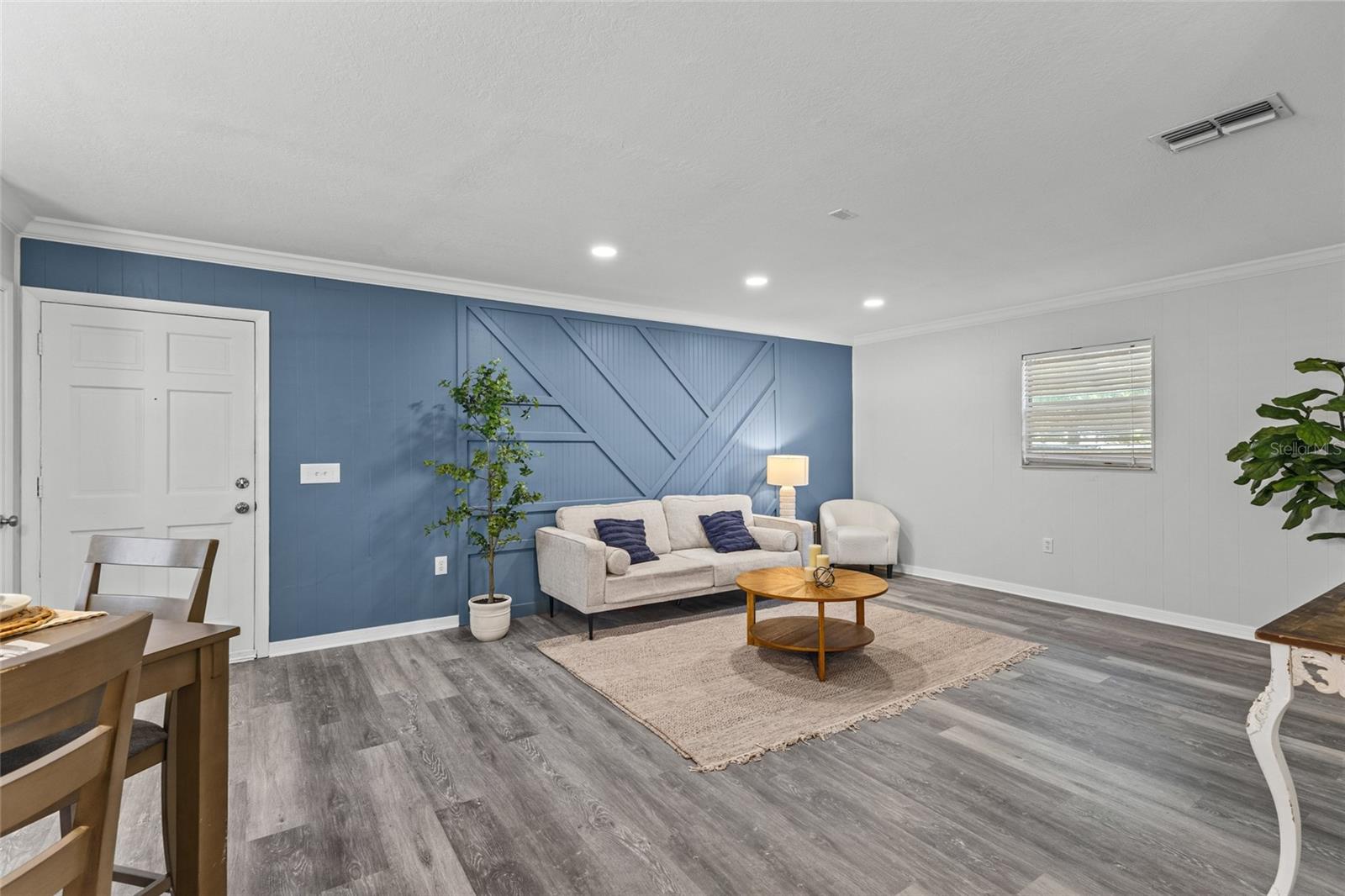 1008 37TH ST W — photo 11