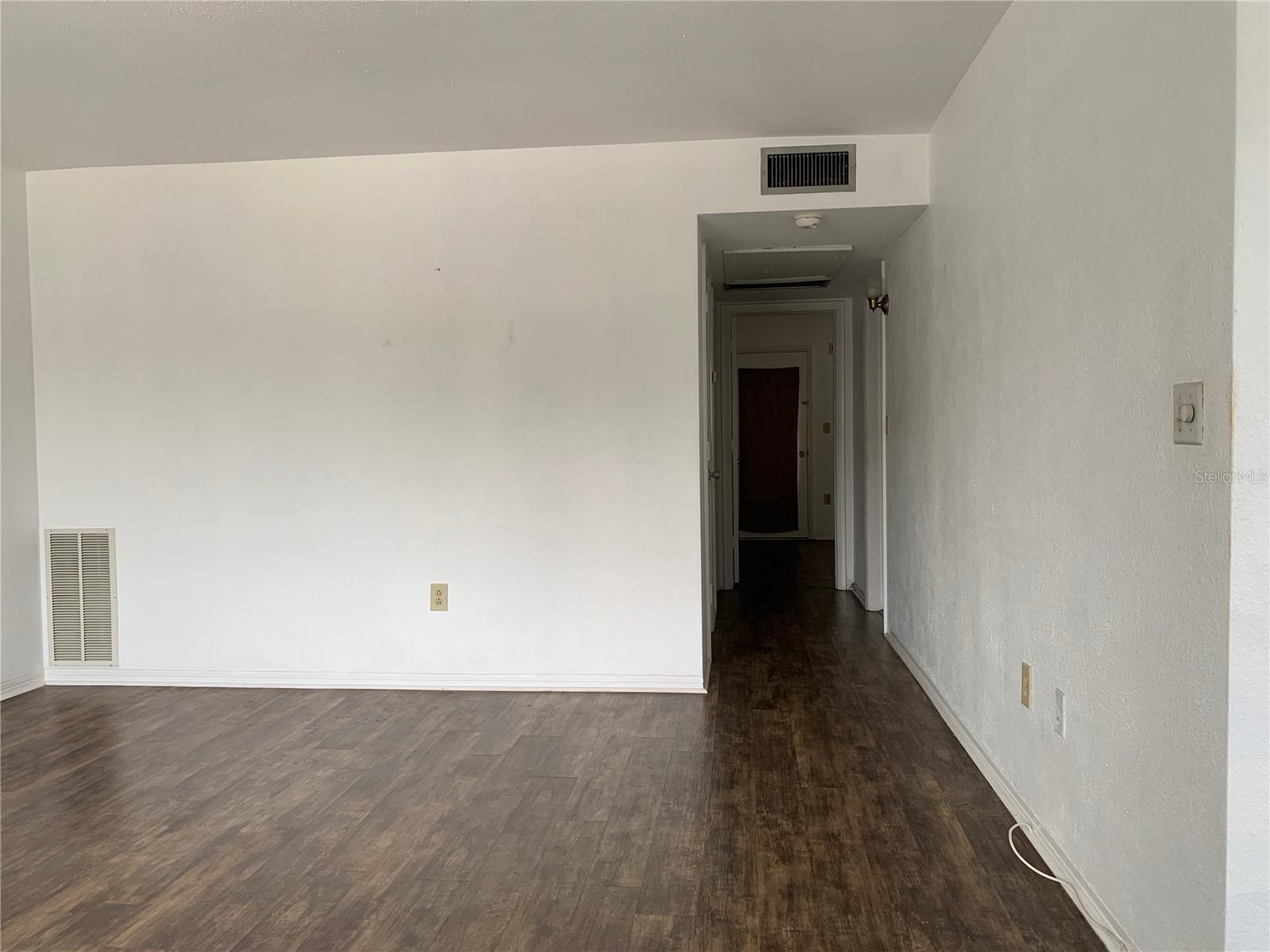 8126 112TH ST #203 — photo 8