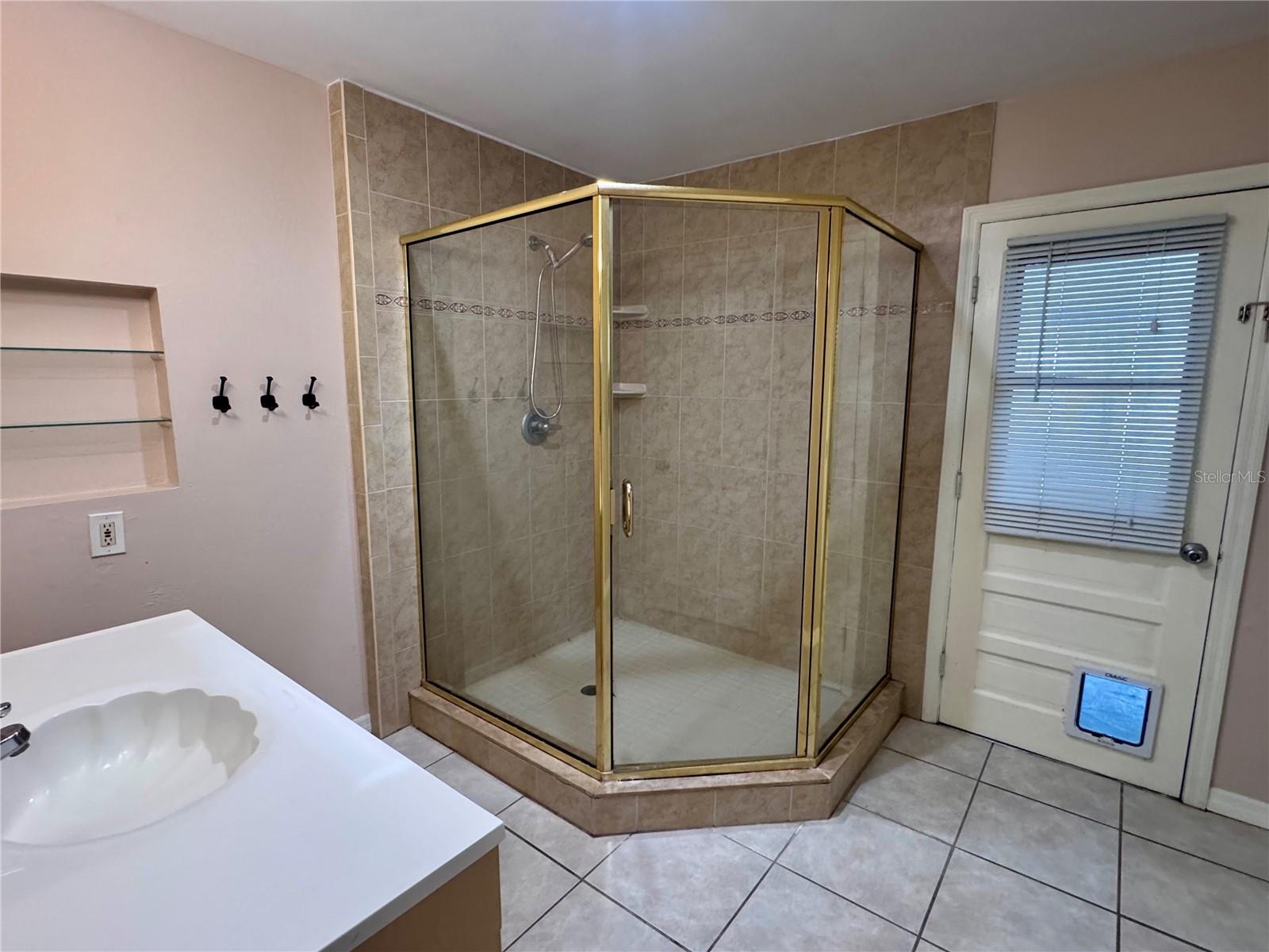 1709 EATON DR NE — photo 15