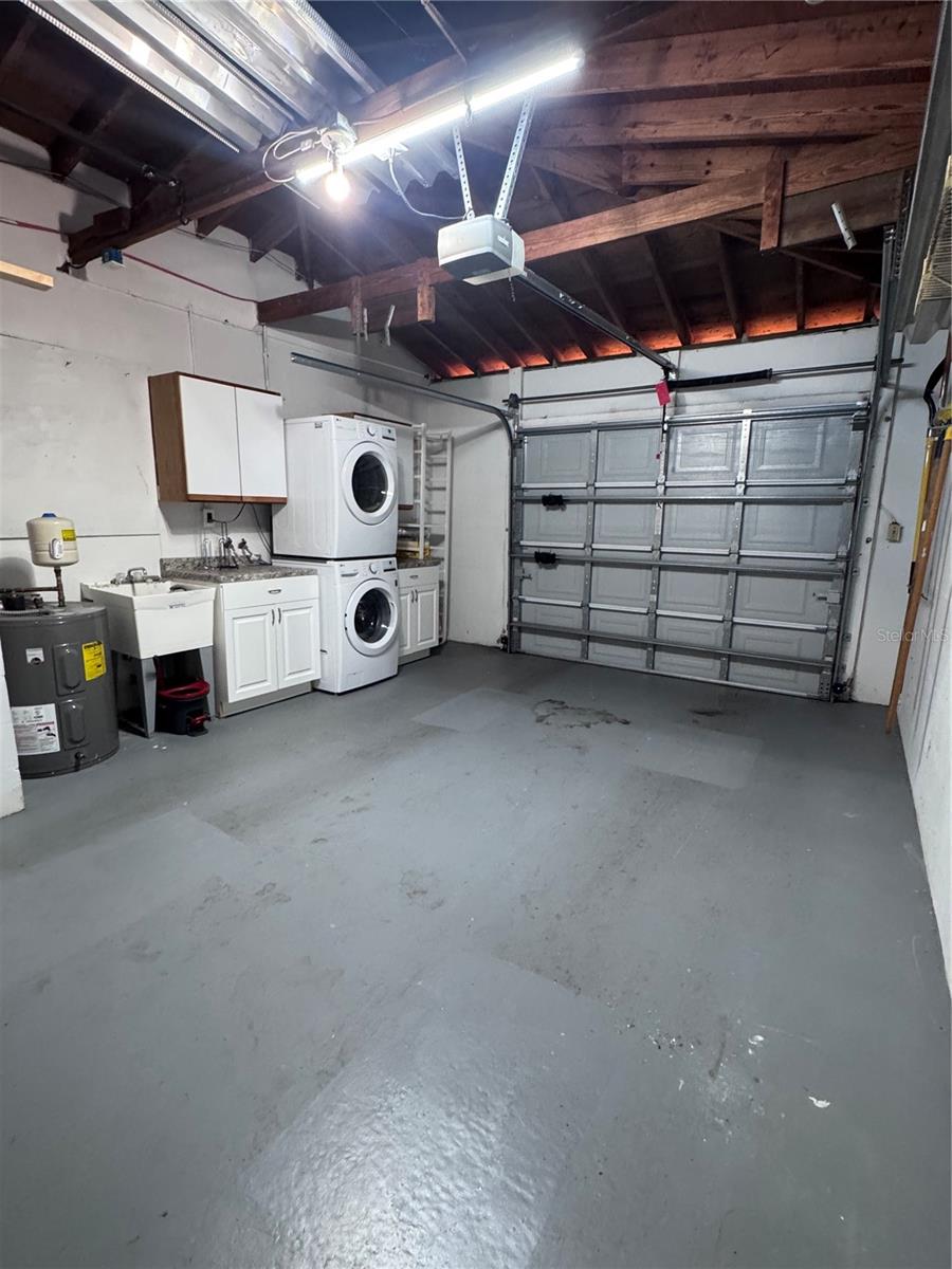 1709 EATON DR NE — photo 33
