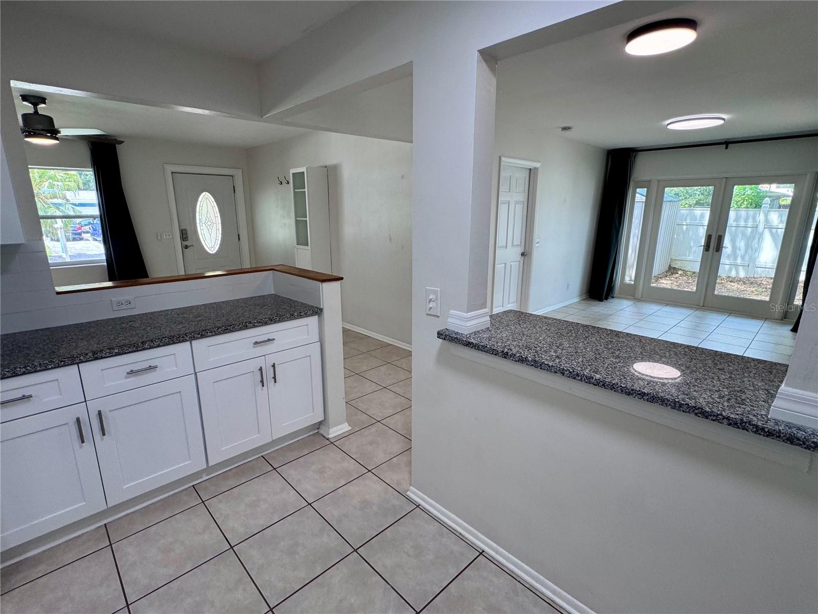 1709 EATON DR NE — photo 10