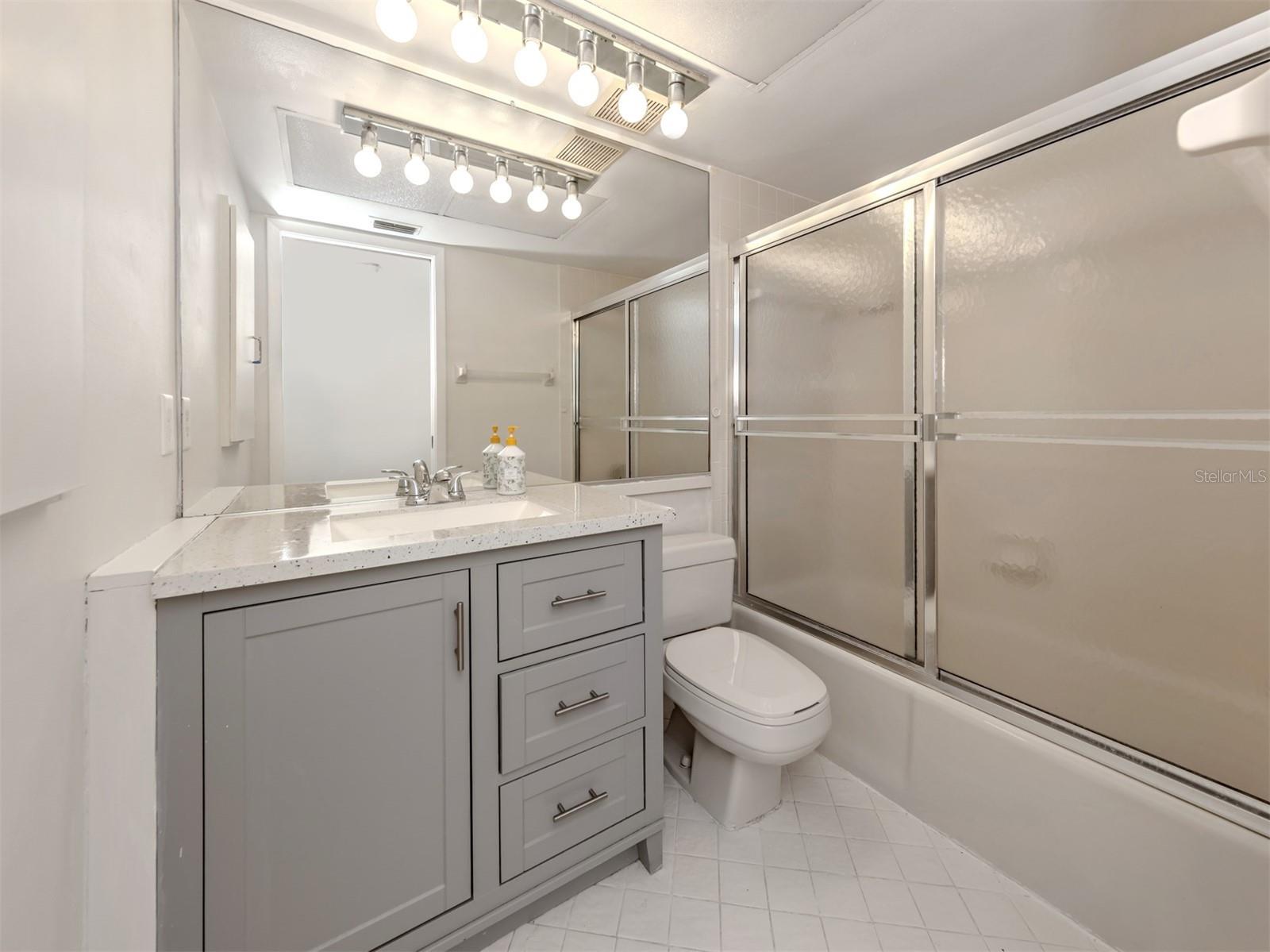 808 CAPRI ISLES BLVD #111 — photo 20