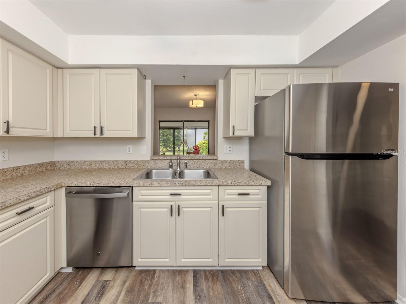 808 CAPRI ISLES BLVD #111 — photo 12