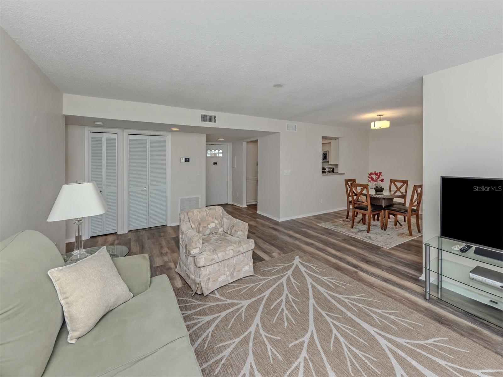 808 CAPRI ISLES BLVD #111 — photo 9