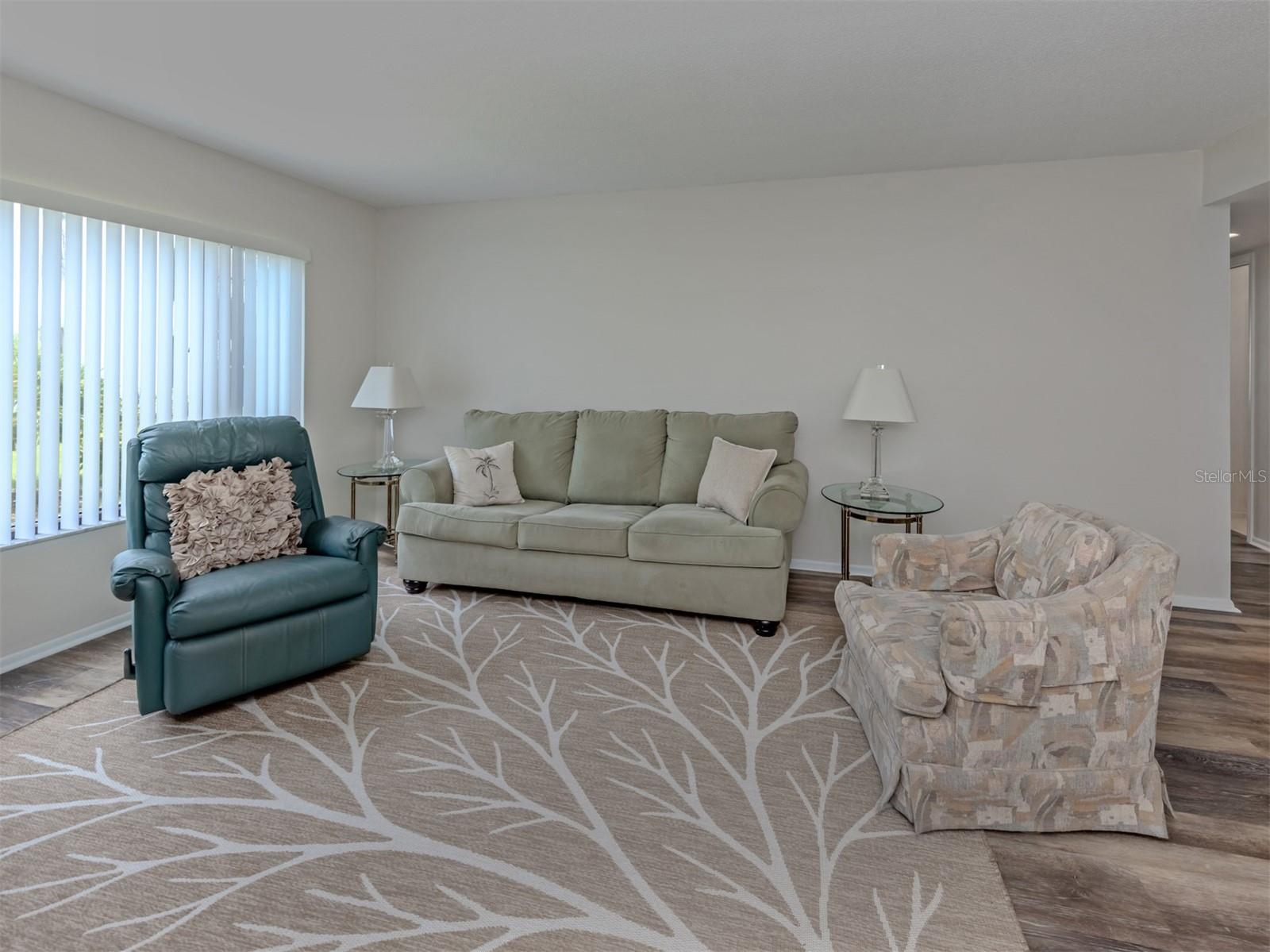 808 CAPRI ISLES BLVD #111 — photo 8